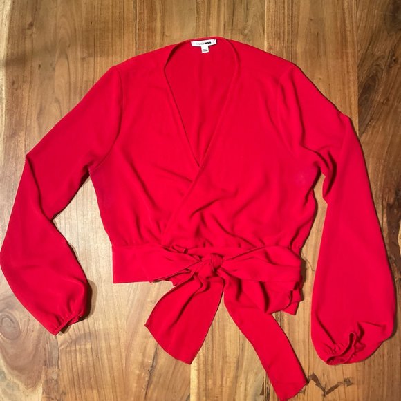 Red Cropped Wrap Top - Picture 5 of 9